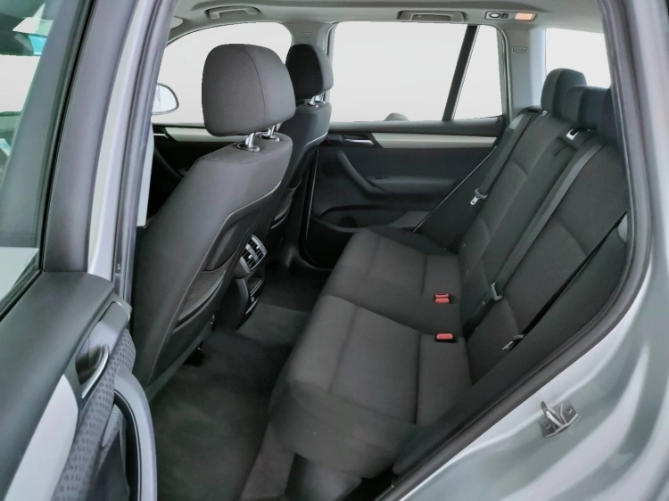 11 - BMW X3 X3 xdrive20d auto