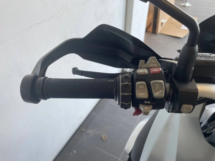 4 - BMW Motorrad GS R 1200 GS Abs my13