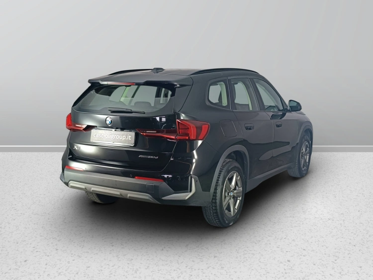 4 - BMW X1 X1 xdrive20d mhev 48V auto