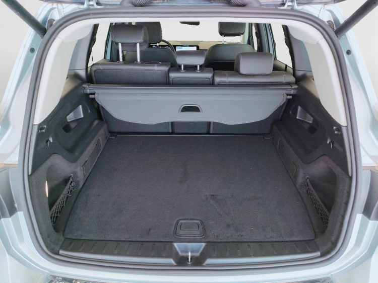 8 - Mercedes-Benz GLB 180 d Progressive Advanced auto