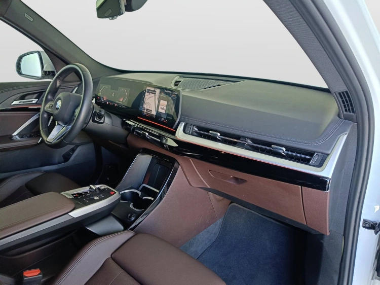 10 - BMW X1 X1 sdrive18d X-Line auto