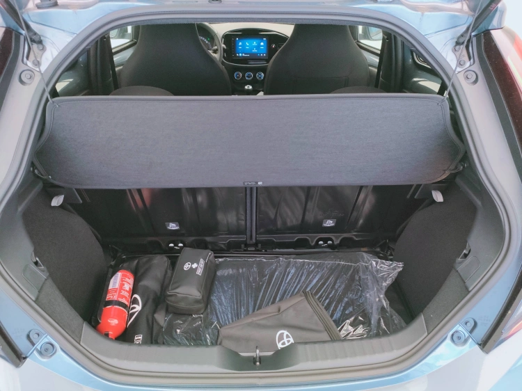 5 - Toyota Aygo X AYGO X 10B MT ACTIVE MY24