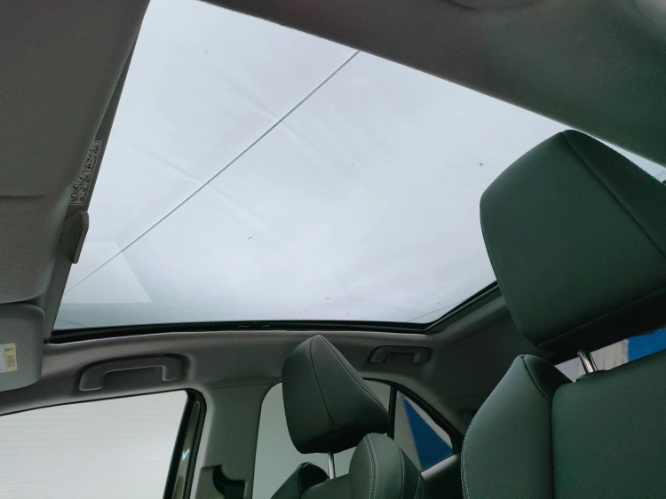 14 - Toyota Yaris Cross Yaris Cross 1.5h Lounge fwd 116cv e-cvt