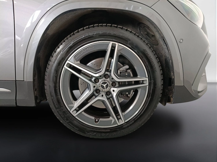 21 - Mercedes-Benz GLA 200 d AMG Line Premium 4matic auto