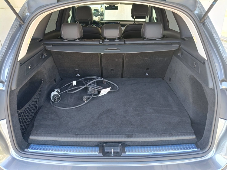 14 - Mercedes-Benz GLC 300 de phev (eq-power) Sport 4matic auto