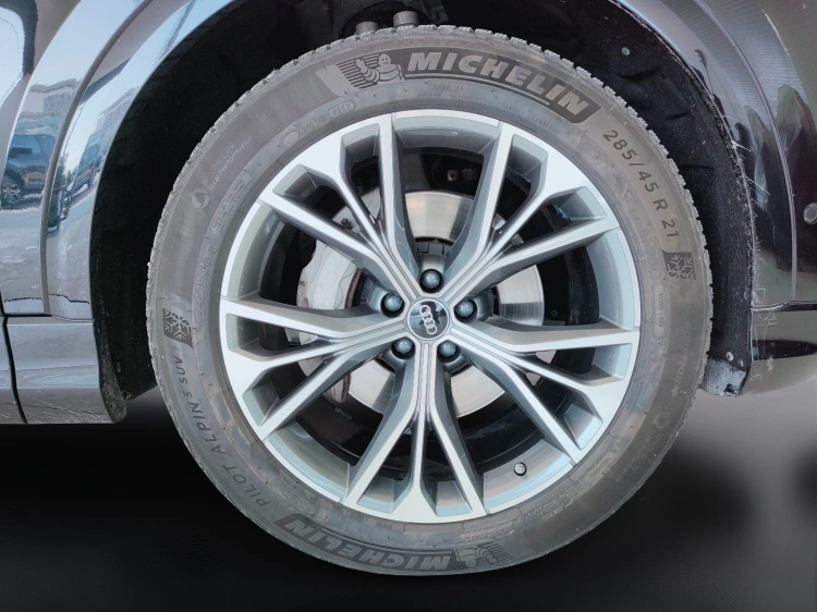 10 - Audi Q8 Q8 50 3.0 tdi mhev Sport quattro tiptronic