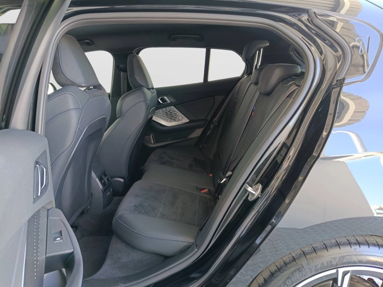 9 - BMW Serie 1 118d MSport Pro auto