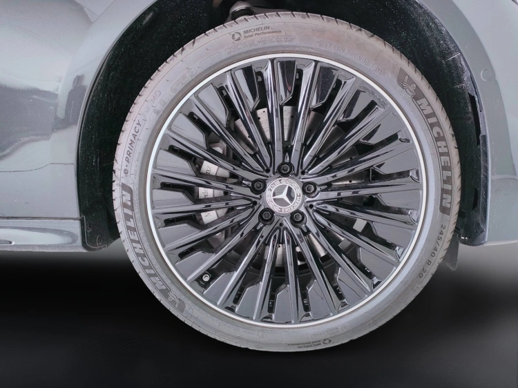 10 - Mercedes-Benz Classe E 300 de phev AMG Line Premium 4matic auto