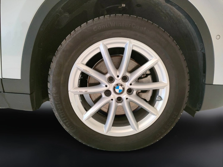 8 - BMW X1 X1 xdrive18d Advantage auto
