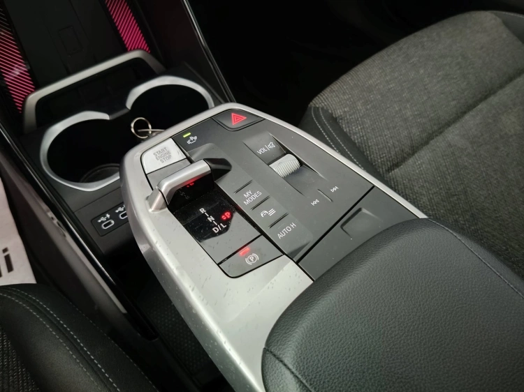 16 - BMW X1 X1 sdrive18d auto