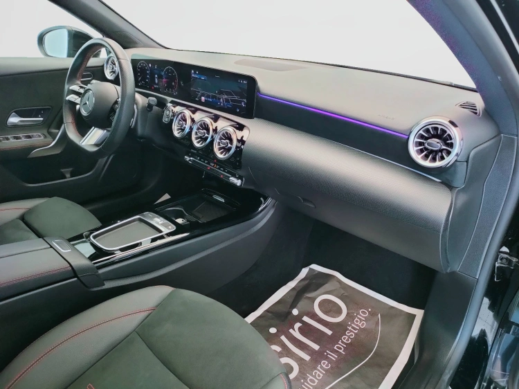 14 - Mercedes-Benz Classe A 180 d AMG Line Advanced Plus auto