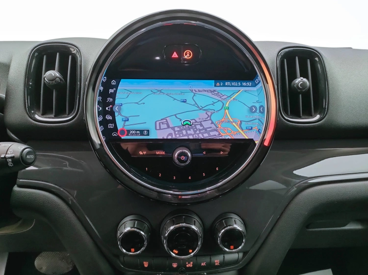 12 - MINI Countryman Mini Countryman 1.5 One D Business auto