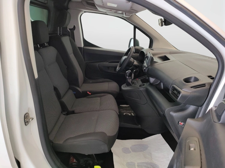 11 - Toyota Professional Proace City Proace City 1.5D 100cv S&S L2 S 10q Active