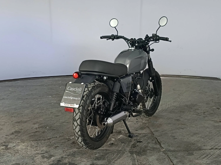 4 - Brixton Cromwell Cromwell 125 4T CBS E5