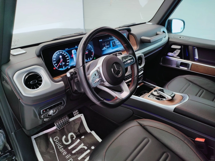 18 - Mercedes-Benz Classe G 400 d Premium Plus 330cv auto