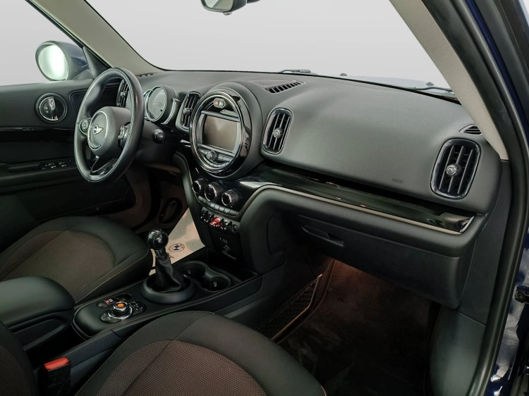 10 - MINI Countryman Mini Countryman 1.5 One D Boost