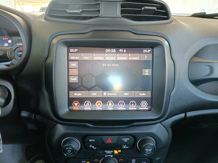 13 - Jeep Renegade 2019 Renegade 1.3 t4 phev Limited 4xe at6