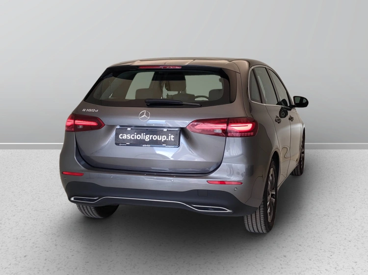 6 - Mercedes-Benz Classe B 180 d Progressive Advanced auto