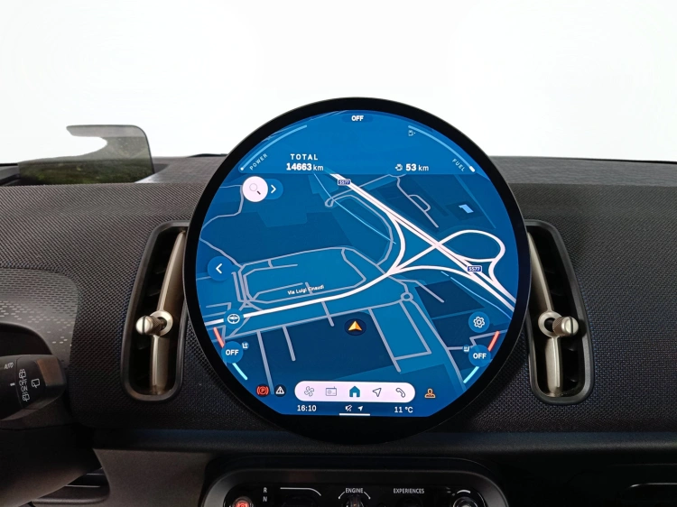 12 - MINI Countryman Mini Countryman 2.0 48V D Classic auto