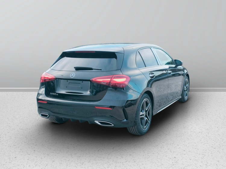 6 - Mercedes-Benz Classe A 180 d Automatic