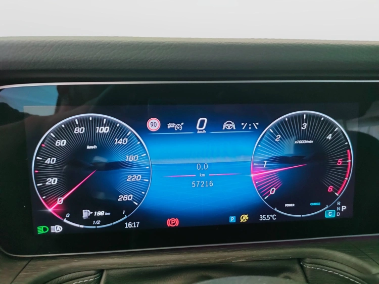 19 - Mercedes-Benz Classe G 450 d AMG Line 367cv auto