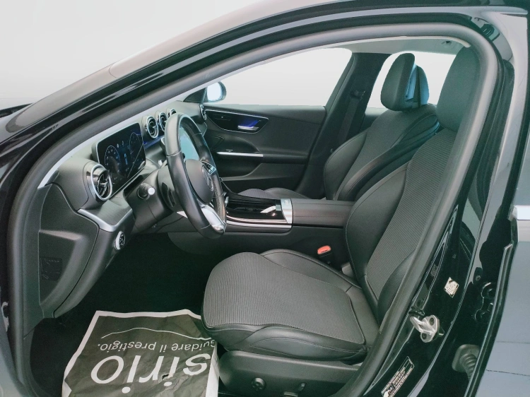 13 - Mercedes-Benz Classe C SW 220 d mhev Sport auto