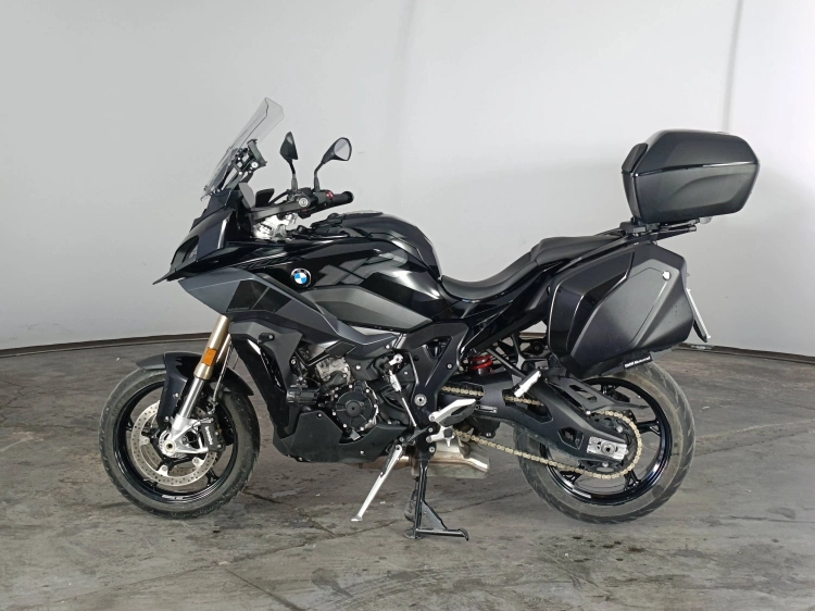 5 - BMW Motorrad XR S 1000 XR Triple Black Abs my21