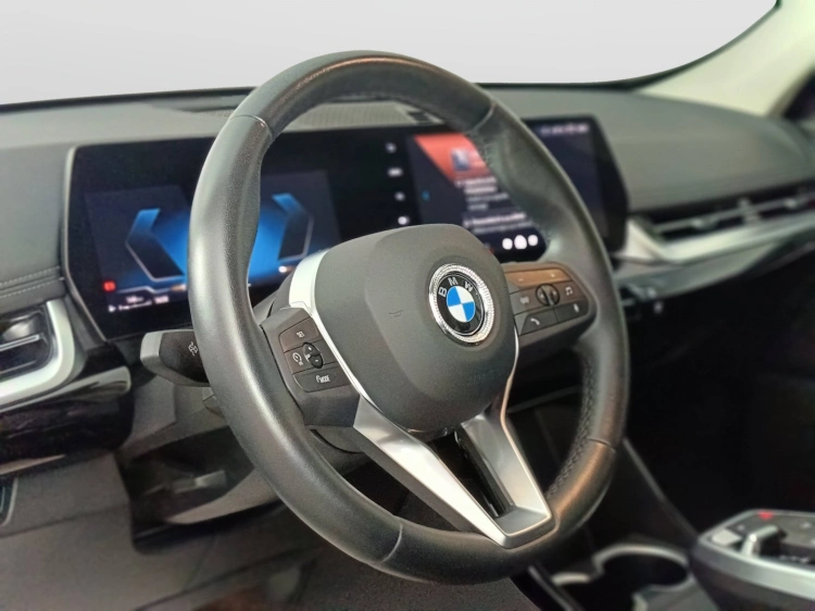 17 - BMW X1 X1 sdrive18i X-Line auto