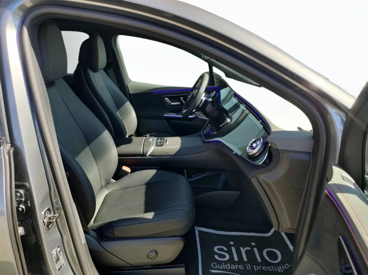 11 - Mercedes-Benz EQE SUV 350 4Matic