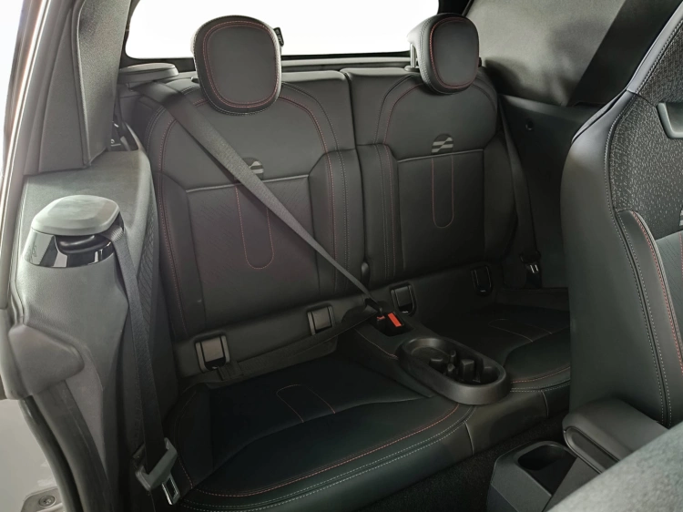 13 - MINI Cooper Mini Cooper Cabrio 2.0 S JCW auto