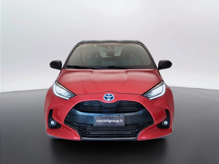 2 - Toyota Yaris Yaris 1.5h Style