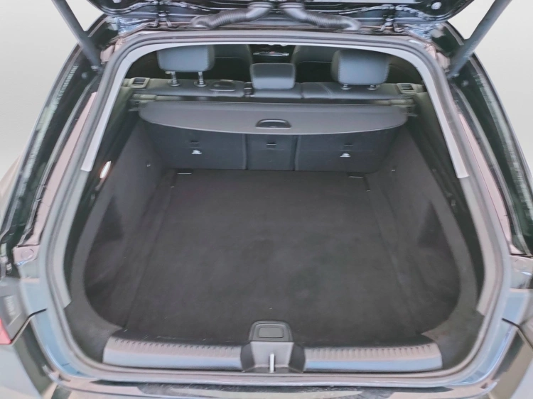 9 - Mercedes-Benz CLA Shooting Brake 180 d Advanced auto