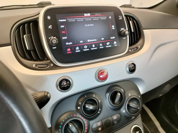 11 - Fiat 500 500 1.0 hybrid Connect 70cv