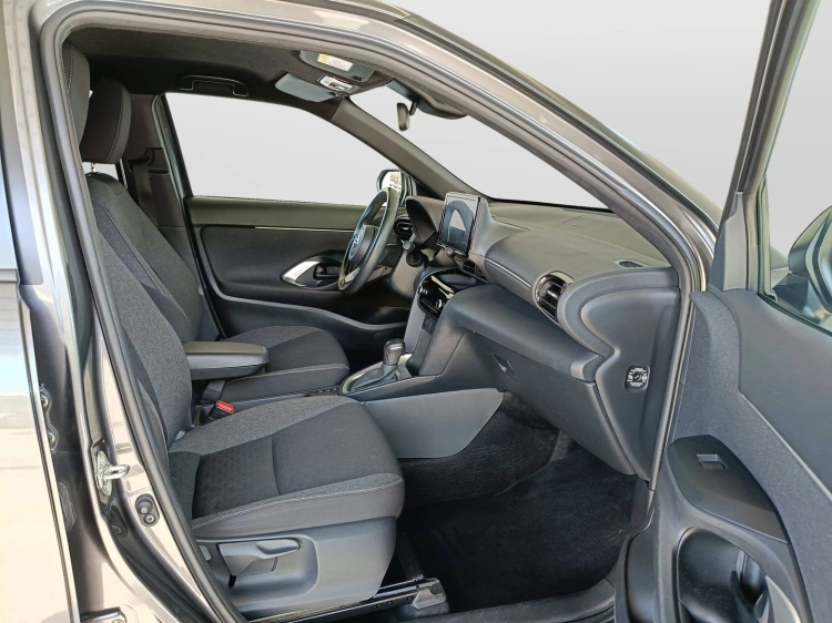 11 - Toyota Yaris Cross TOYOTA Yaris Cross 1.5 Hybrid 5p. E-CVT Trend