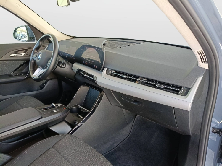 10 - BMW X1 X1 sdrive18d auto