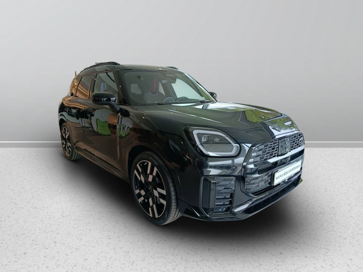 2 - MINI Countryman MINI Countryman D