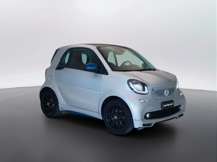 3 - smart fortwo Fortwo 0.9 t Urbanrunner 90cv twinamic