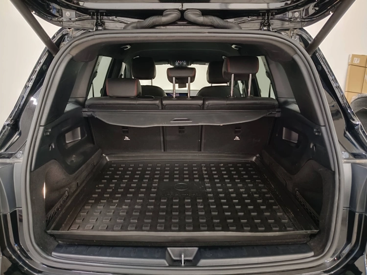 14 - Mercedes-Benz GLB 220 d Premium auto