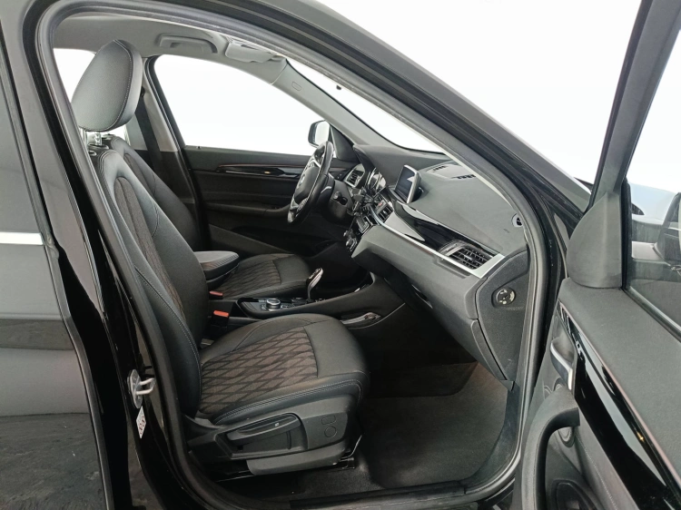 12 - BMW X1 X1 sdrive18d xLine auto my18
