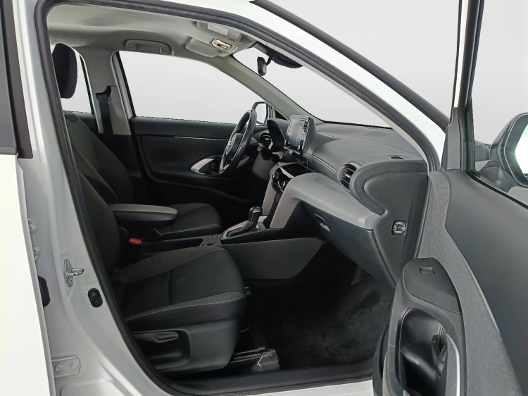 11 - Toyota Yaris Cross Yaris Cross 1.5h Business fwd 116cv e-cvt