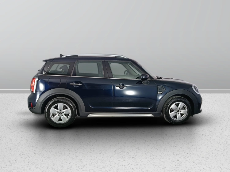 6 - MINI Countryman Mini Countryman F60 2017 - Mini Countryman 1.5 One D auto 7m