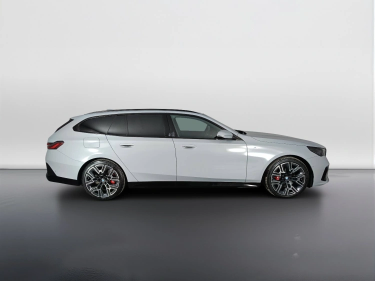 3 - BMW Serie 5 520d Touring 48V xdrive MSport Pro auto