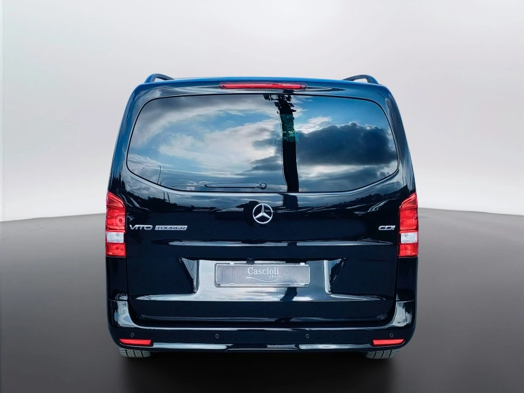 4 - Mercedes Vans Vito 114 cdi long tourer pro auto my20