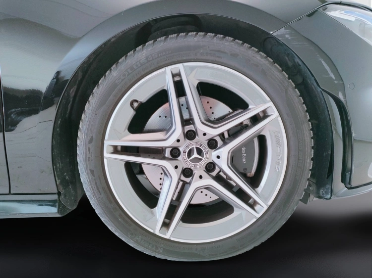9 - Mercedes-Benz CLA Coupe 200 d Premium auto