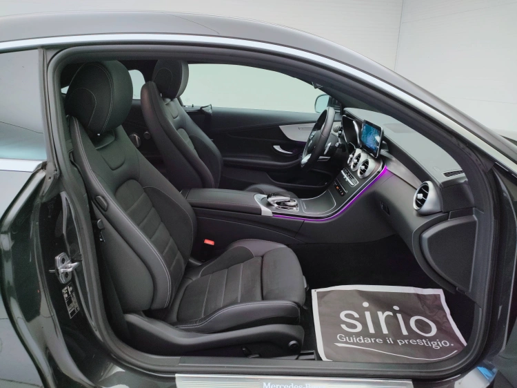 10 - Mercedes-Benz Classe C Coupe 220 d Premium Plus 4matic auto