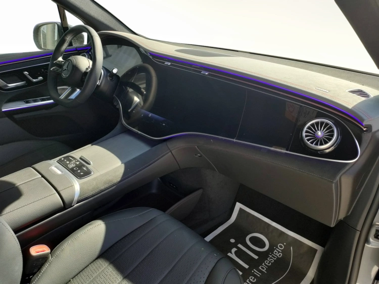 10 - Mercedes-Benz EQE SUV 350 4Matic