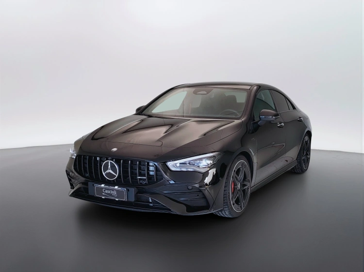 1 - Mercedes AMG CLA Mercedes-AMG CLA 35 4Matic Coupé