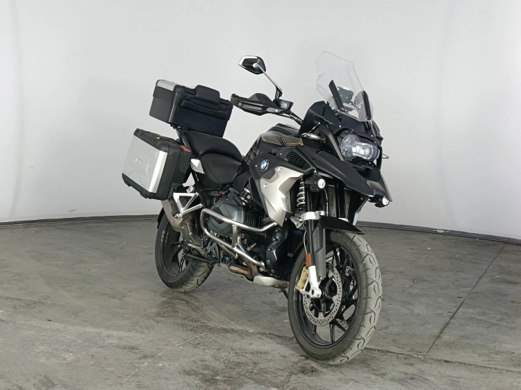 2 - BMW Motorrad GS R 1300 GS