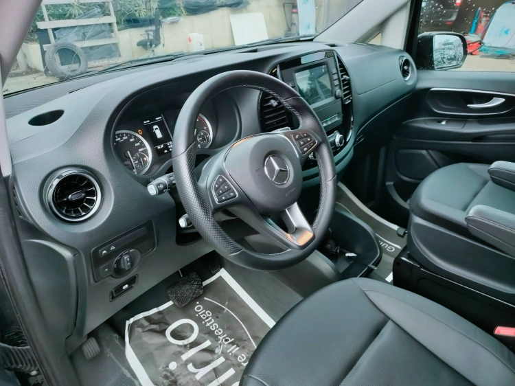 11 - Mercedes Vans Vito III 119 vito 119 cdi long mixto auto my20