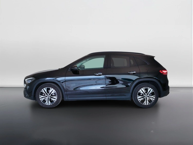 8 - Mercedes-Benz GLA 200 d Progressive Advanced Plus auto